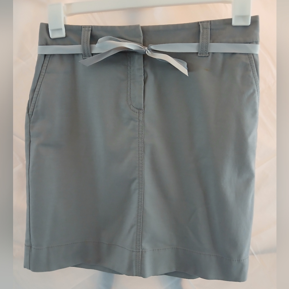 Ann Taylor Gray Bermuda Shorts with Adjustable Waist